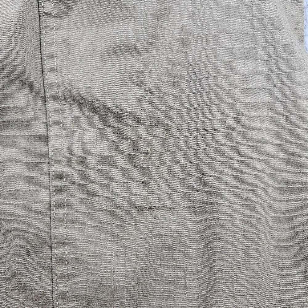 Under Armour Cargo Pants Mens 30x29* Beige Storm Ripstop Tactical Distressed
